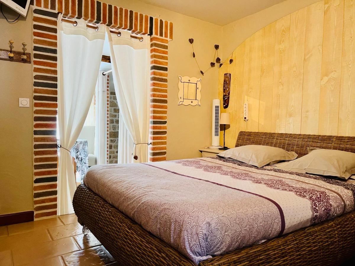 Le Mas Des Mathes, Chambres D'Hotes, Studios Les Mathes Eksteriør billede