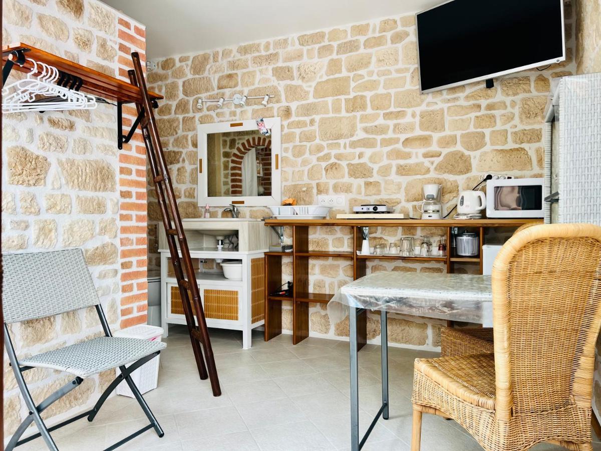 Le Mas Des Mathes, Chambres D'Hotes, Studios Les Mathes Eksteriør billede