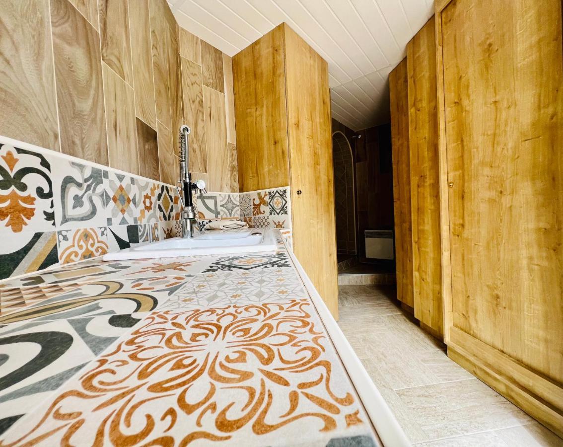 Le Mas Des Mathes, Chambres D'Hotes, Studios Les Mathes Eksteriør billede